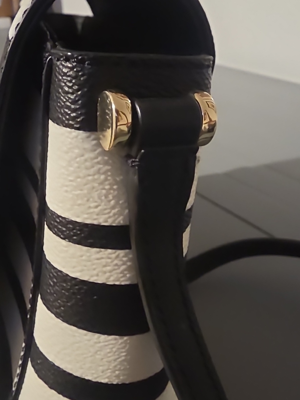 KATE SPADE NEW YORK Arbour Hill Avva Crossbody Bag - Picture 12 of 12
